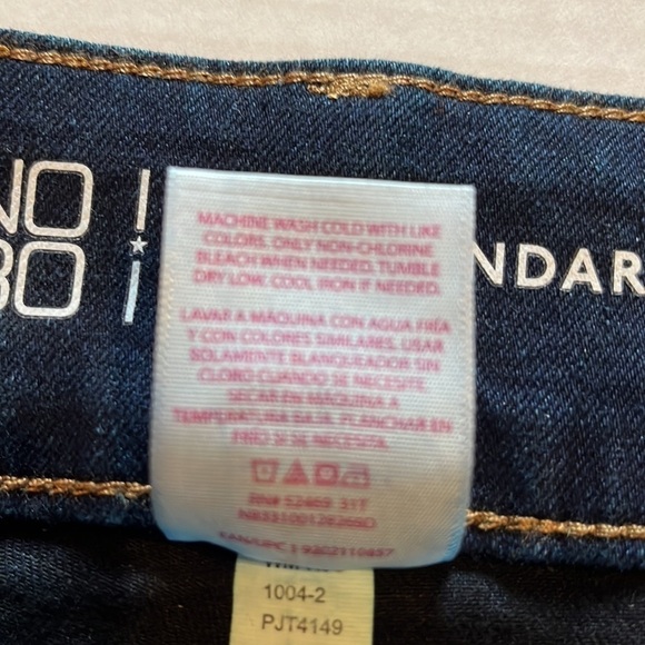 NWT-no boundaries-size 13-dark wash-double button, high-rise flare, jeans - Picture 7 of 12